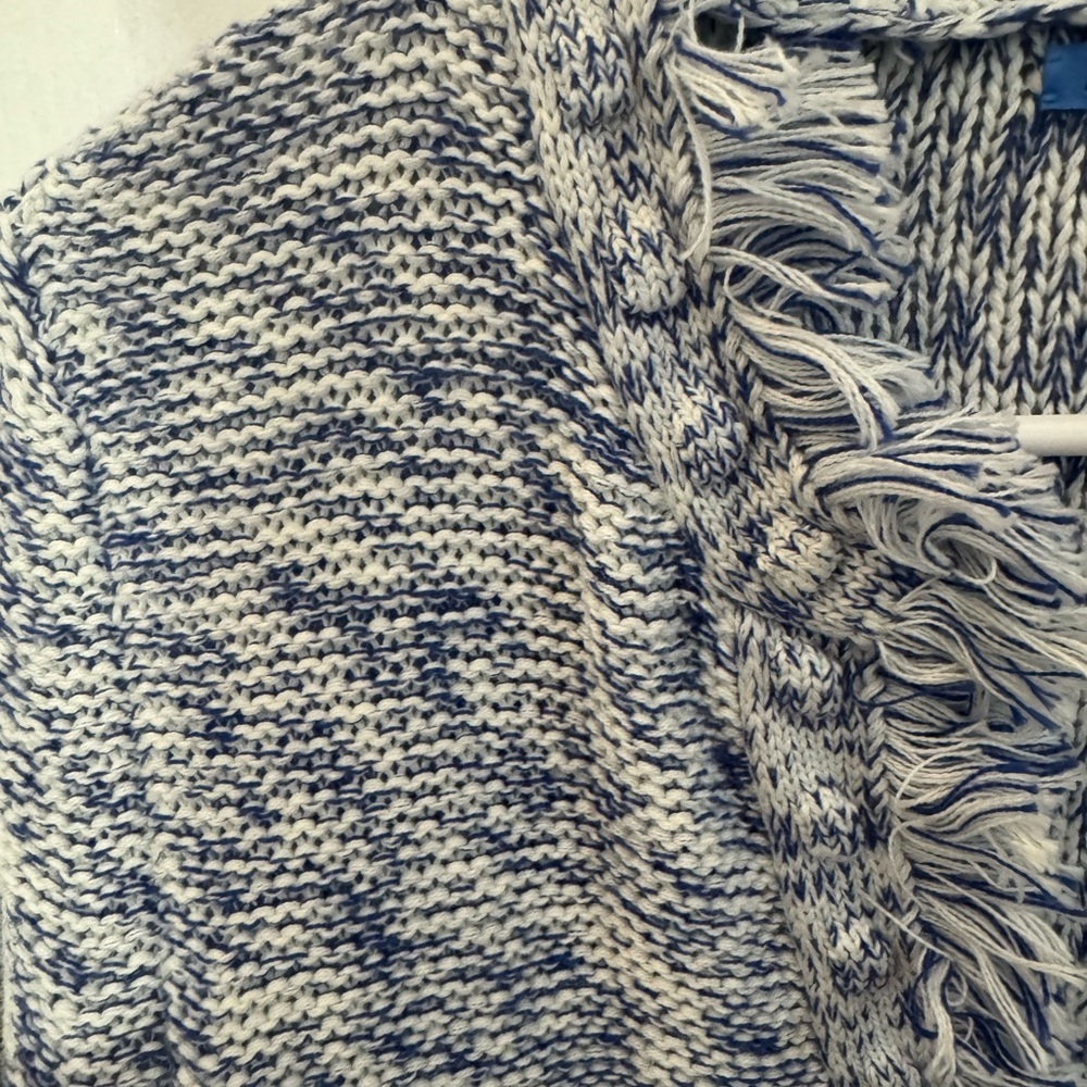 J McLaughlin Blue and White Fringed Blazer - Picture 4 of 7